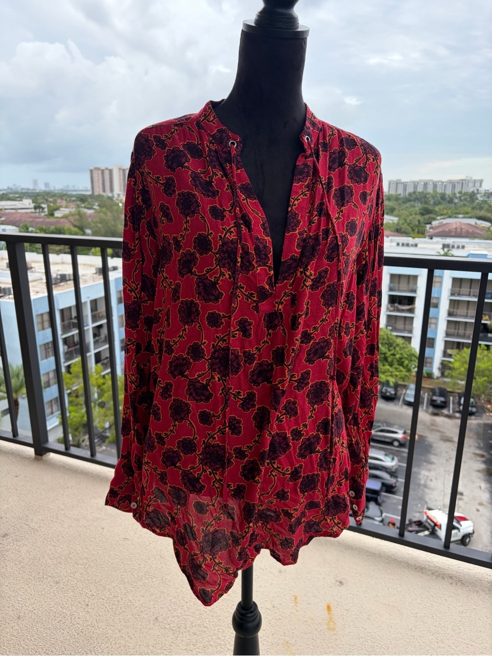 Free People Size M Red Floral Deep V-Neck Tassel Boho Tunic Blouse OB1526186